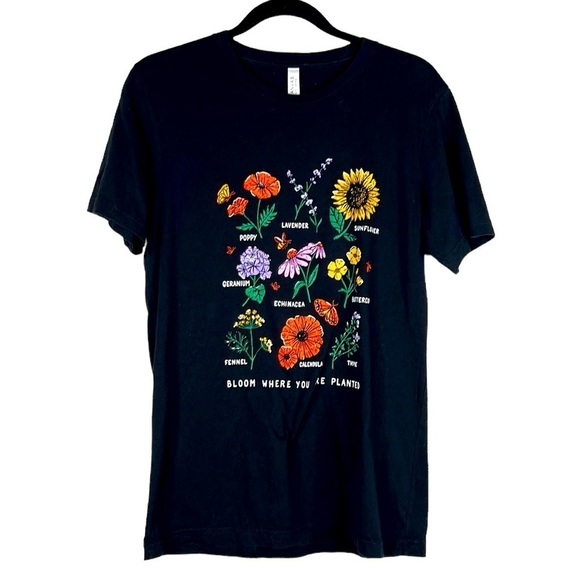 canvas Tops - Canvas Black Floral Short Sleeve T-Shirt Size Medium